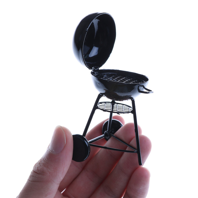 Kids Outdoor House With Kitchen - 1:12 Dollhouse Miniatuur Zwarte Bbq Grill